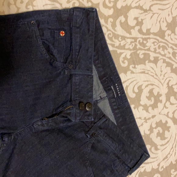 Hudson Jeans - Picture 3 of 4